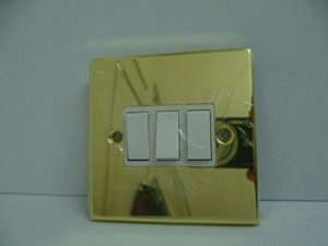 LIGHTSWITCH TRIPLE 2 WAY 10AX WHTINT VICTORIAN STYLE BRASS
